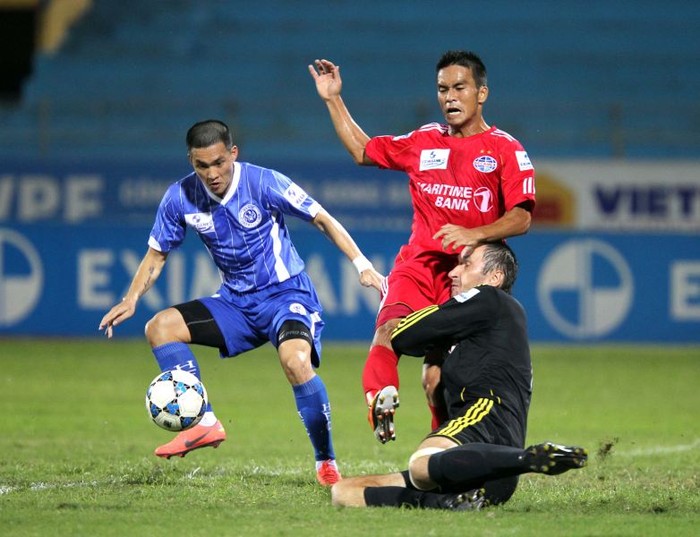 Thắng trận này, CLB Hà Nội của bầu Kiên đã vươn lên nhóm giữa trên BXH với 19 điểm sau 14 trận.